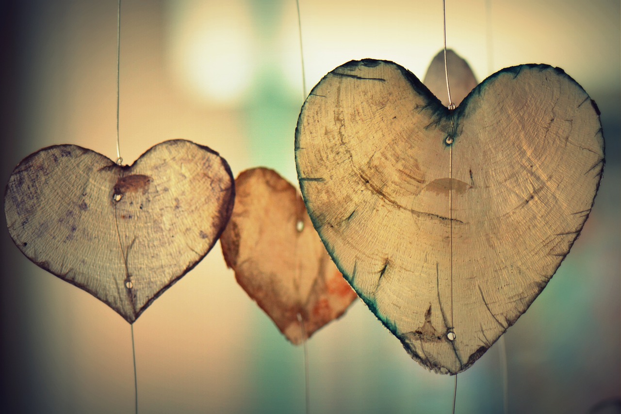 heart, love, romance-700141.jpg